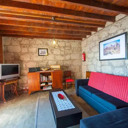Nyaraló Acogedora Con Jardin Y Bodega Tradicional En Arico